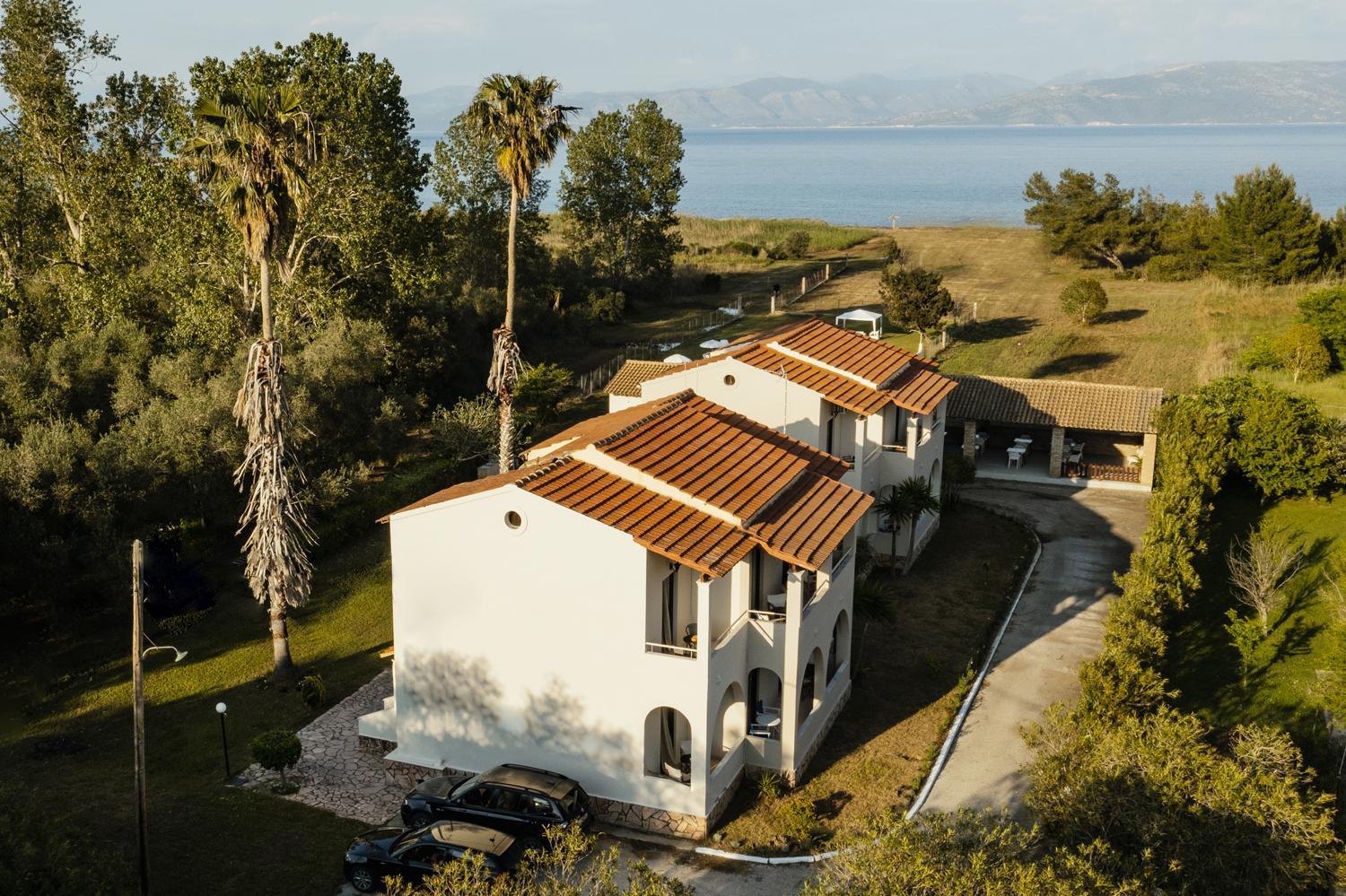 Parakladi Seaside Retreat Apartment Lefkimmi  Exterior photo